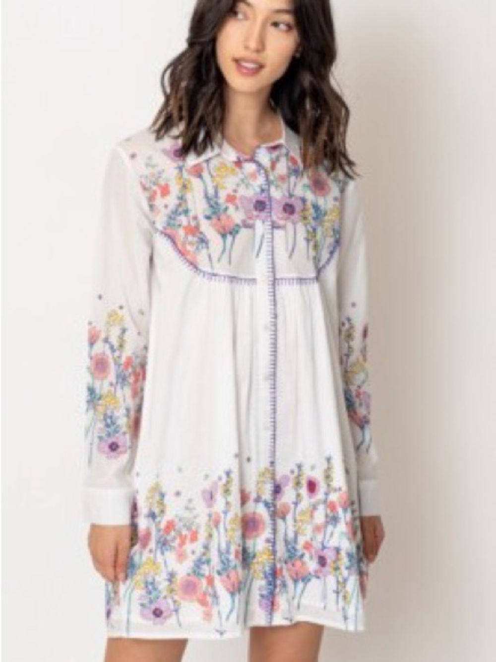En Creme White Long-Sleeve Floral Embroidered Dress